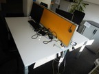 Doppel - Arbeitstischmodul ca. 160x160cm mit Trennwand, Maße pro Arbeitsplatz ca. 160x80cm (Typ A) Doppel - Arbeitstischmodul ca. 160x160cm mit Trennwand, Maße pro Arbeitsplatz ca. 160x80cm (Typ A)
