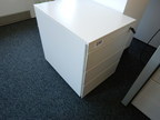 Steelcase Rollcontainer, mit Schlüssel, ca. 44x59x57cm Steelcase Rollcontainer, mit Schlüssel, ca. 44x59x57cm