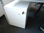 Steelcase Rollcontainer, mit Schlüssel, ca. 44x59x57cm Steelcase Rollcontainer, mit Schlüssel, ca. 44x59x57cm