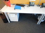 Doppel - Arbeitstischmodul ca. 160x160cm mit Trennwand, Maße pro Arbeitsplatz ca. 160x80cm (Typ A) Doppel - Arbeitstischmodul ca. 160x160cm mit Trennwand, Maße pro Arbeitsplatz ca. 160x80cm (Typ A)