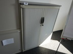 Steelcase Rollladenschrank, 3 Fachebenen, ca. 100x45x132cm Steelcase Rollladenschrank, 3 Fachebenen, ca. 100x45x132cm