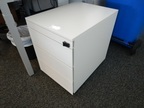 Steelcase Rollcontainer, mit Schlüssel, ca. 44x59x57cm Steelcase Rollcontainer, mit Schlüssel, ca. 44x59x57cm