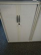 Steelcase Rollladenschrank, 3 Fachebenen, ca. 80x45x132cm Steelcase Rollladenschrank, 3 Fachebenen, ca. 80x45x132cm