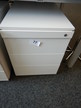 Steelcase Rollcontainer, ohne Schlüssel, ca. 44x59x57cm Steelcase Rollcontainer, ohne Schlüssel, ca. 44x59x57cm