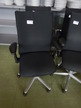 Bürodrehstuhl mit Armlehne in schwarz Bürodrehstuhl mit Armlehne in schwarz