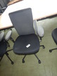 Bürodrehstuhl mit Armlehne in schwarz Bürodrehstuhl mit Armlehne in schwarz