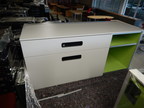3 Stück Steelcase Modul mit 2 Auszugsladen und Fachebene ca.120x45x83 cm grün/weiss 3 Stück Steelcase Modul mit 2 Auszugsladen und Fachebene ca.120x45x83 cm grün/weiss