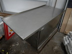 Edelstahlmodul mit Schiebetüren ca. 152x70x75 cm Edelstahlmodul mit Schiebetüren ca. 152x70x75 cm