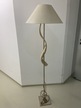 Stehlampe weiß mit Horn Stehlampe weiß mit Horn