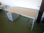 Neudörfler Schreibtisch ca. 180 x 80 cm mit PC Konsole Neudörfler Schreibtisch ca. 180 x 80 cm mit PC Konsole