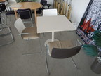 Besprechungstischgruppe mit Tisch ca.80/80 cm und 3 Stück Stühlen Mocca