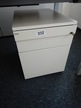 Bene Rollcontainer mit Auszugsladen Bene Rollcontainer mit Auszugsladen
