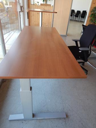 Bene Schreibtisch, ca. 200x80cm, Platte Mahagoni Bene Schreibtisch, ca. 200x80cm, Platte Mahagoni