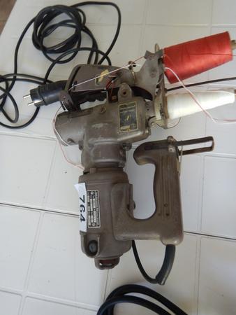 2 Faden Sacknähmashine Quick UN 65 2 Faden Sacknähmashine Quick UN 65