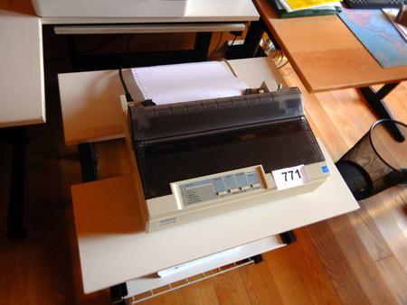 Epson Drucker LX 300 II mit Druckertisch