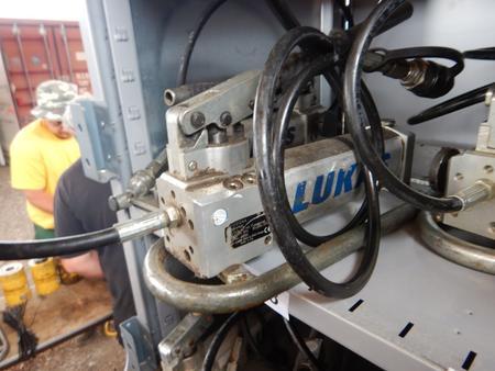 Lukas hydraulische Handpumpe LH1, 0.5-70, mit Fußgestell und Schlauch