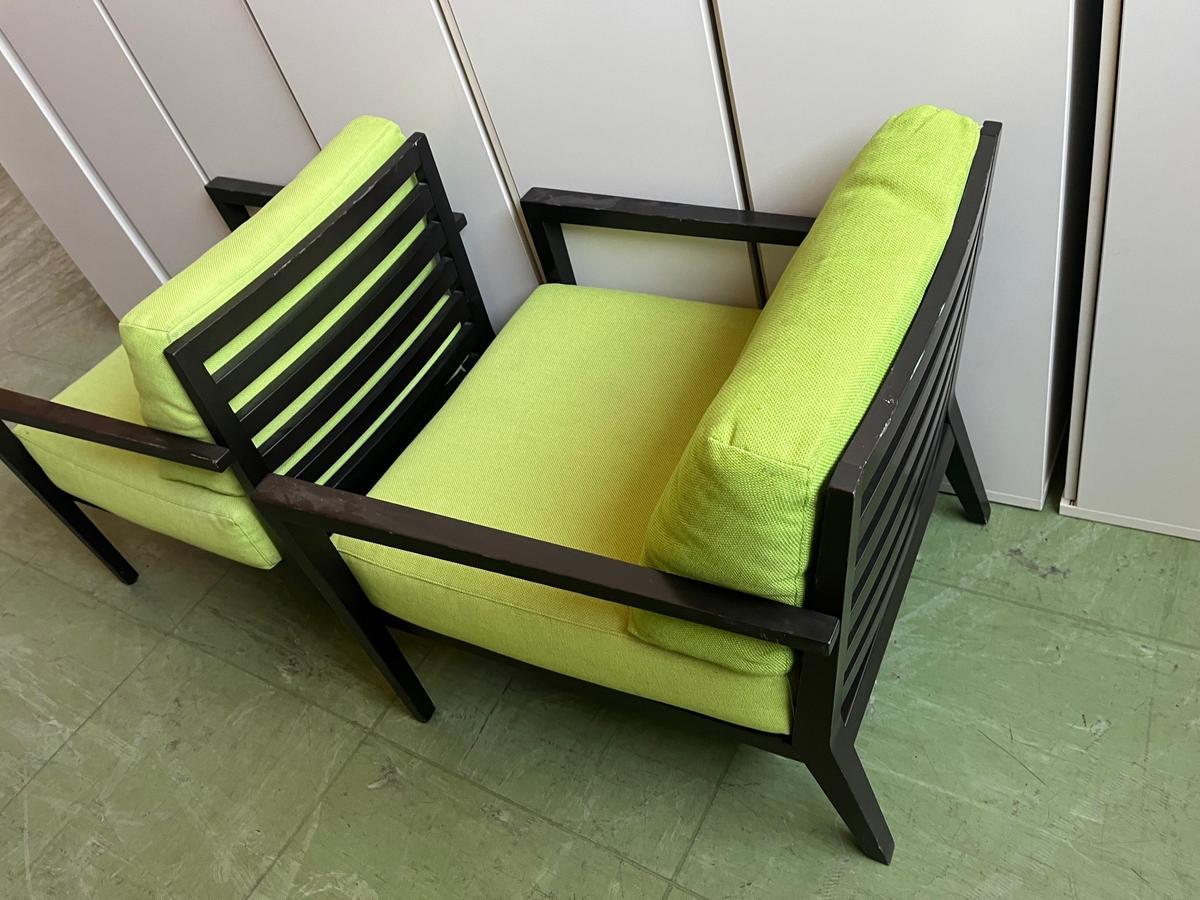 4 Stk. Lounge Stühle?d=2025-06-13 00:12:40