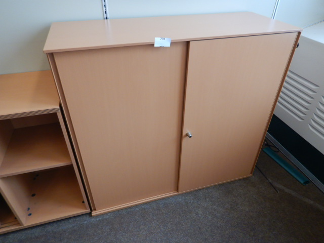 Aktenschrank ca. 120x110 cm?d=2024-11-01 06:41:02