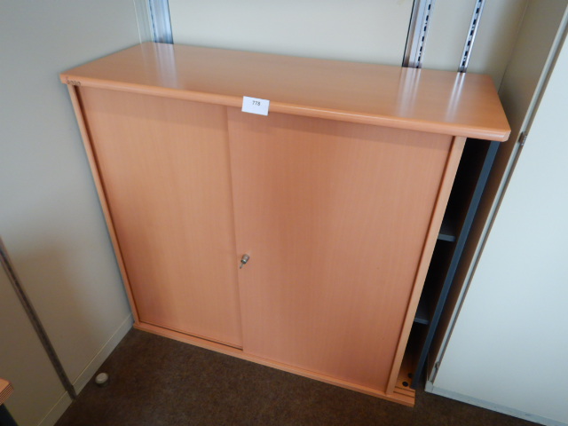 Aktenschrank ca. 120x110 cm?d=2024-11-01 06:38:36