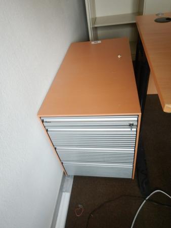 Rollcontainer 80 cm tief mit Auszugsladen