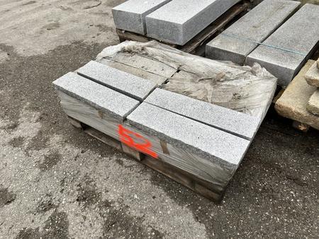 4m Granitpflaster 60x15cm hellgrau