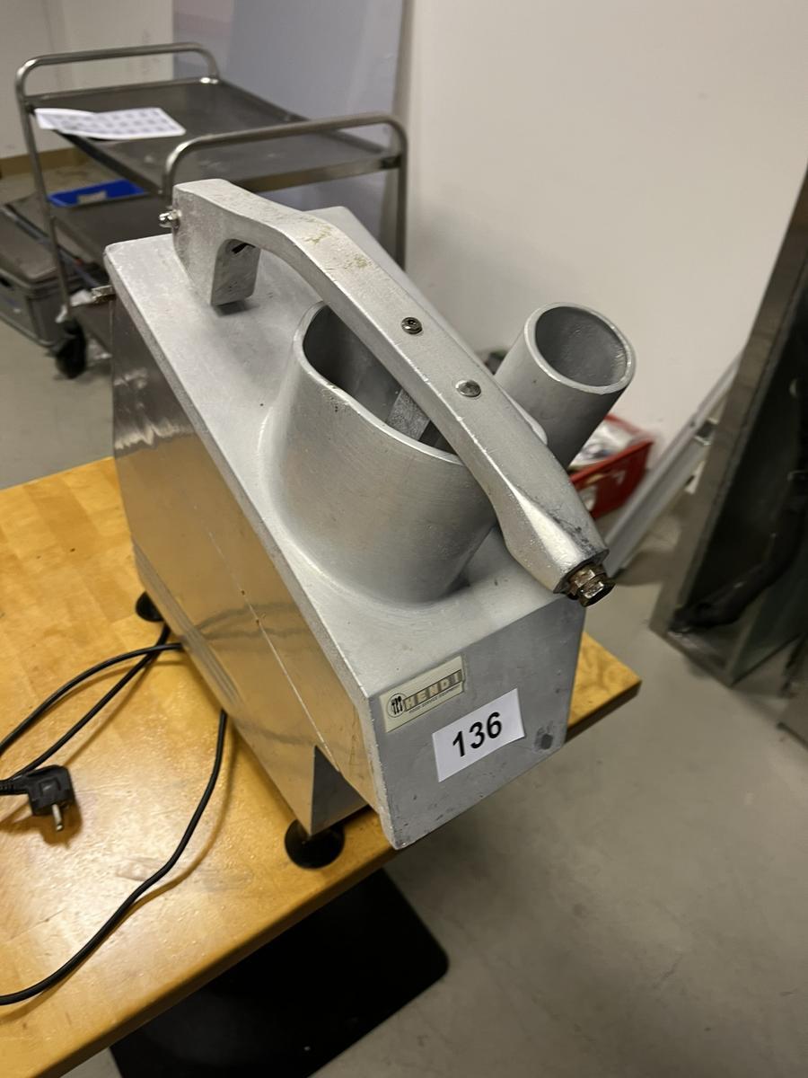 Hendi Vegetable Cutter, 550W