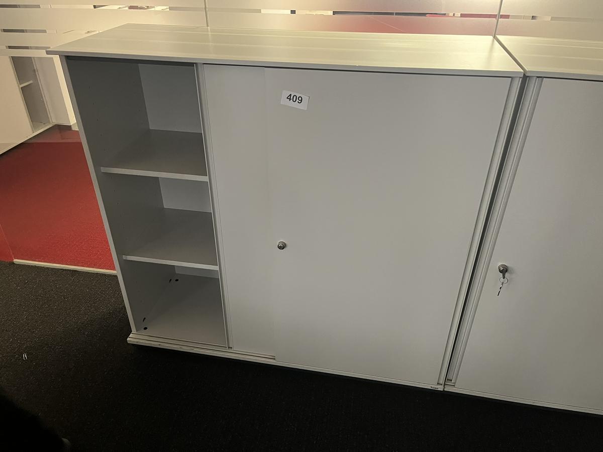 BENE Aktenschrank mit Schiebetüren grau 120/110 cm?d=2024-11-23 15:49:55