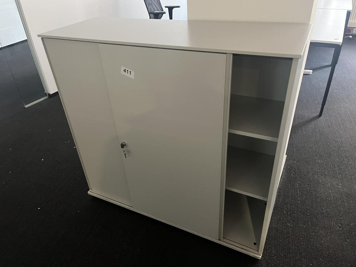 BENE Aktenschrank mit Schiebetüren grau 120/110 cm