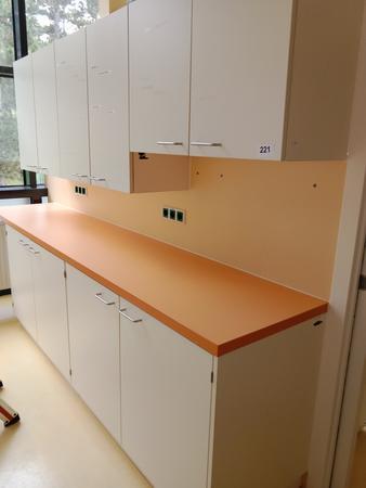 Kchenblock bestehend aus Ober- und Unterschrank, Oberschrank 270x38x83cm, Unterschrank 300x60x90cm