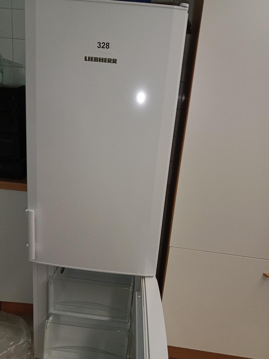 Liebherr CU2811 Cool Plus Kühlschrankkombination (272 L)