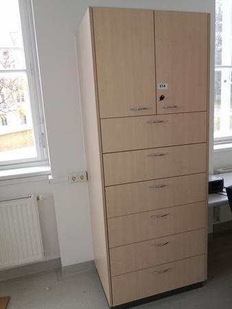 Wandschrank mit 2 Flgeltren und 6 Ausziehladen, 80x60x210cm