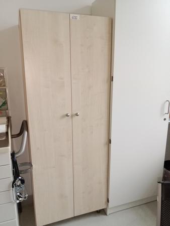 Wandschrank in Ahorn 70x50x190cm