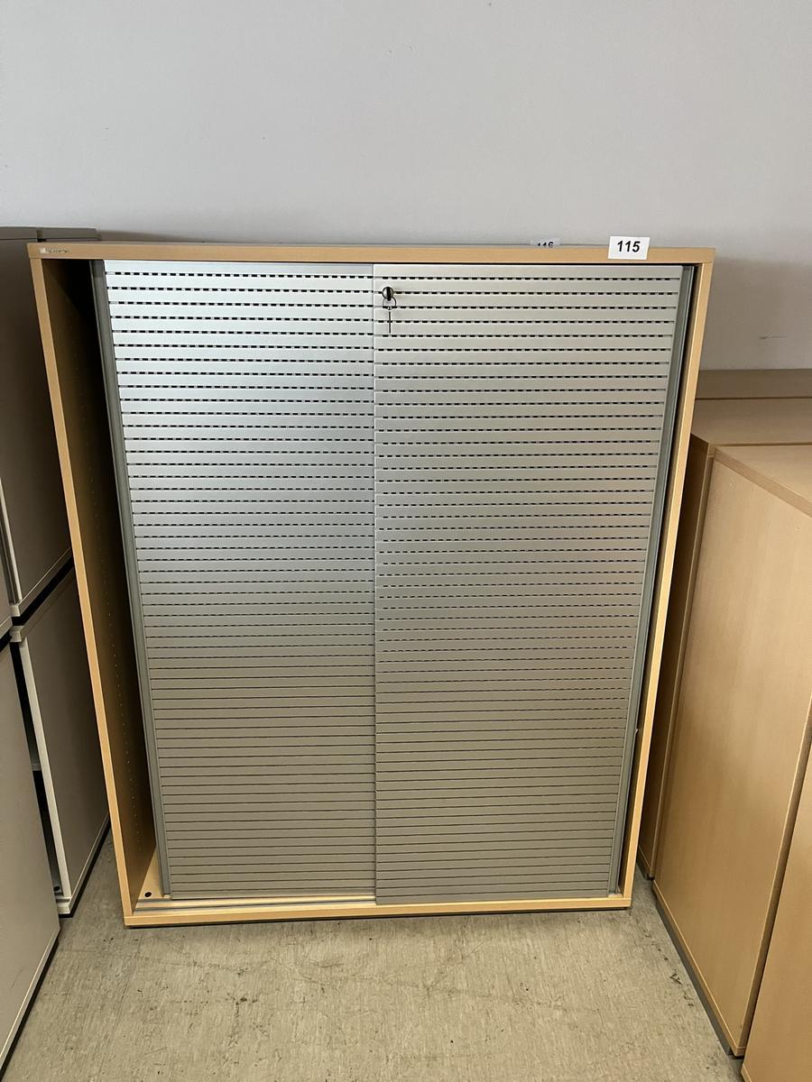 BENE Aktenschrank ca.120/150 cm 4 Ordnerhöhen mit Schiebetrüen?d=2025-01-31 05:02:34