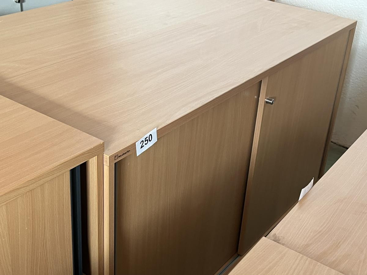 Neudörfler Aktenschrank ca. 120x80 cm?d=2025-01-31 08:09:18