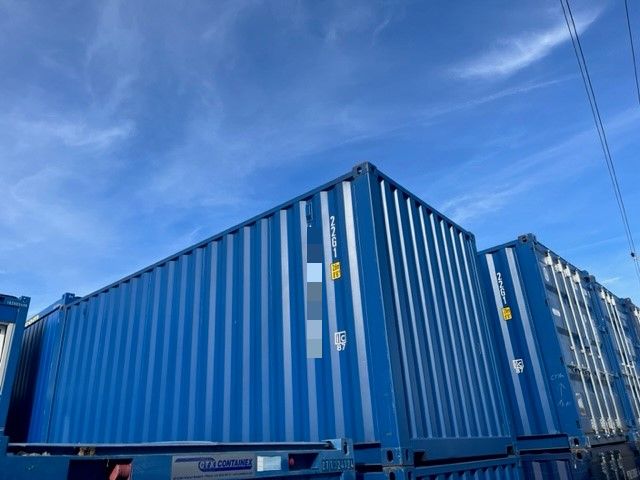 LINZ: 20 Fuß ISO See- und Lagercontainer, RAL 5010 enzianblau, Containernummer: UNDU2071629