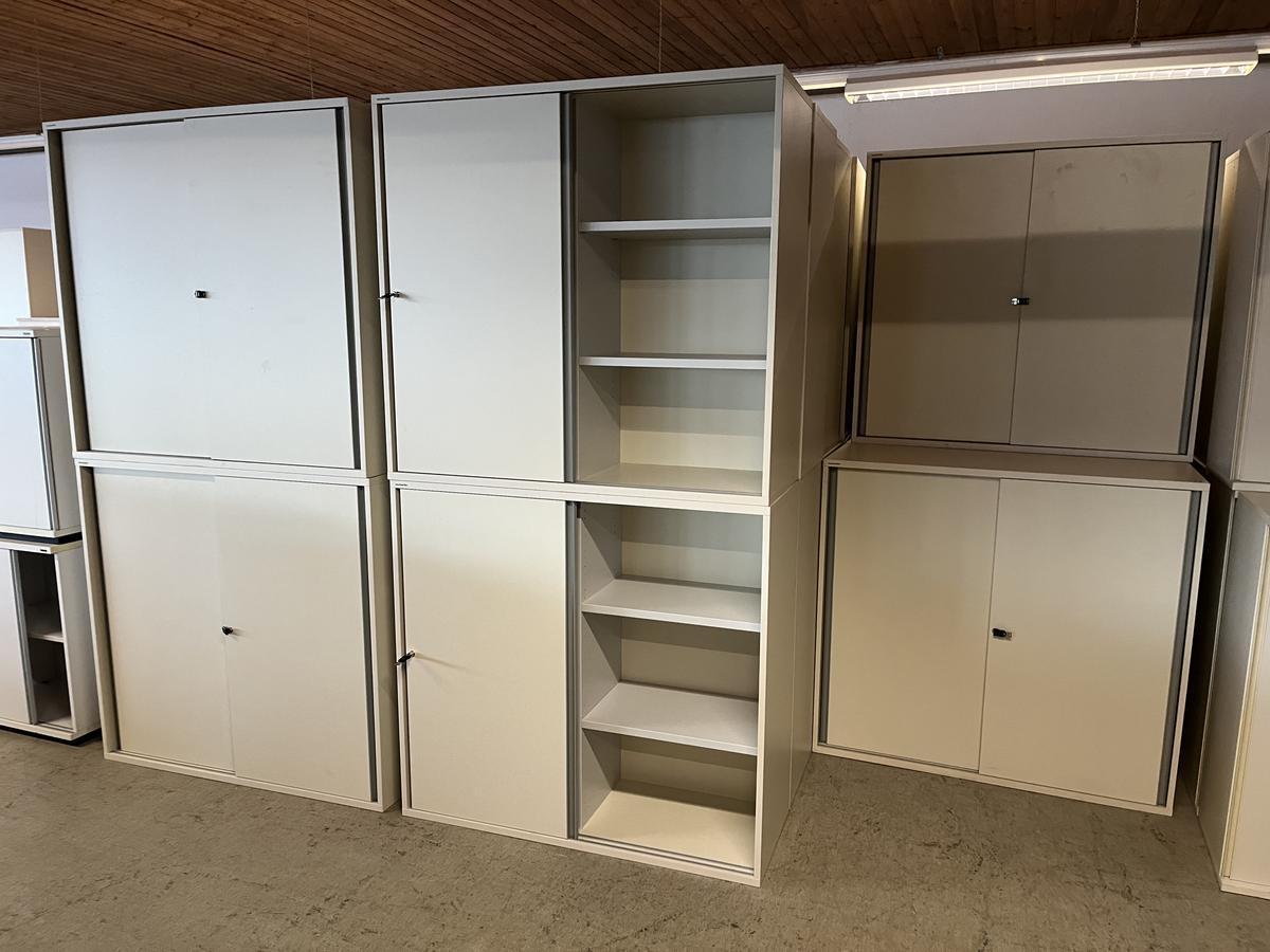 Neudörfler Aktenschrank, 120x45x112cm, mit Schiebetüren, weiß, 3 Ordnerhöhen, mit Schlüssel, Schränke kontrolliert - top Zustand?d=2025-02-22 11:10:46