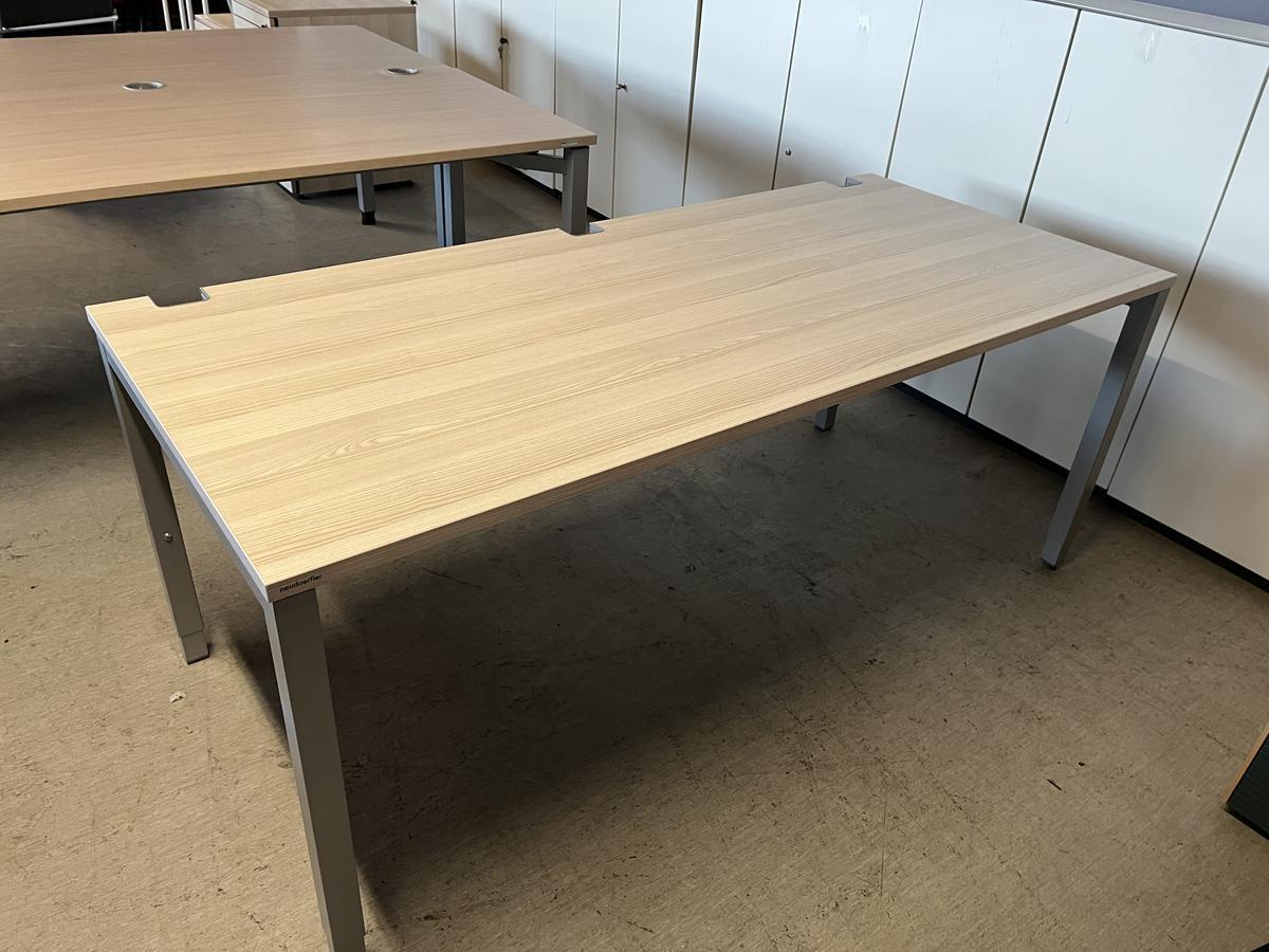 Neudörfler Schreibtisch, 180x80cm, höhenverstellbare Ausführung, Arbeitsplatten neuwertig - kontrolliert?d=2025-02-21 21:45:39