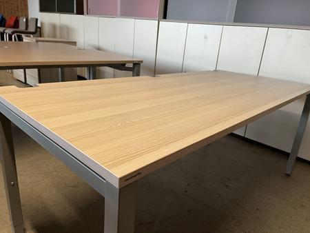 Neudrfler Schreibtisch, 180x80cm, hhenverstellbare Ausfhrung, Arbeitsplatten neuwertig - kontrolliert