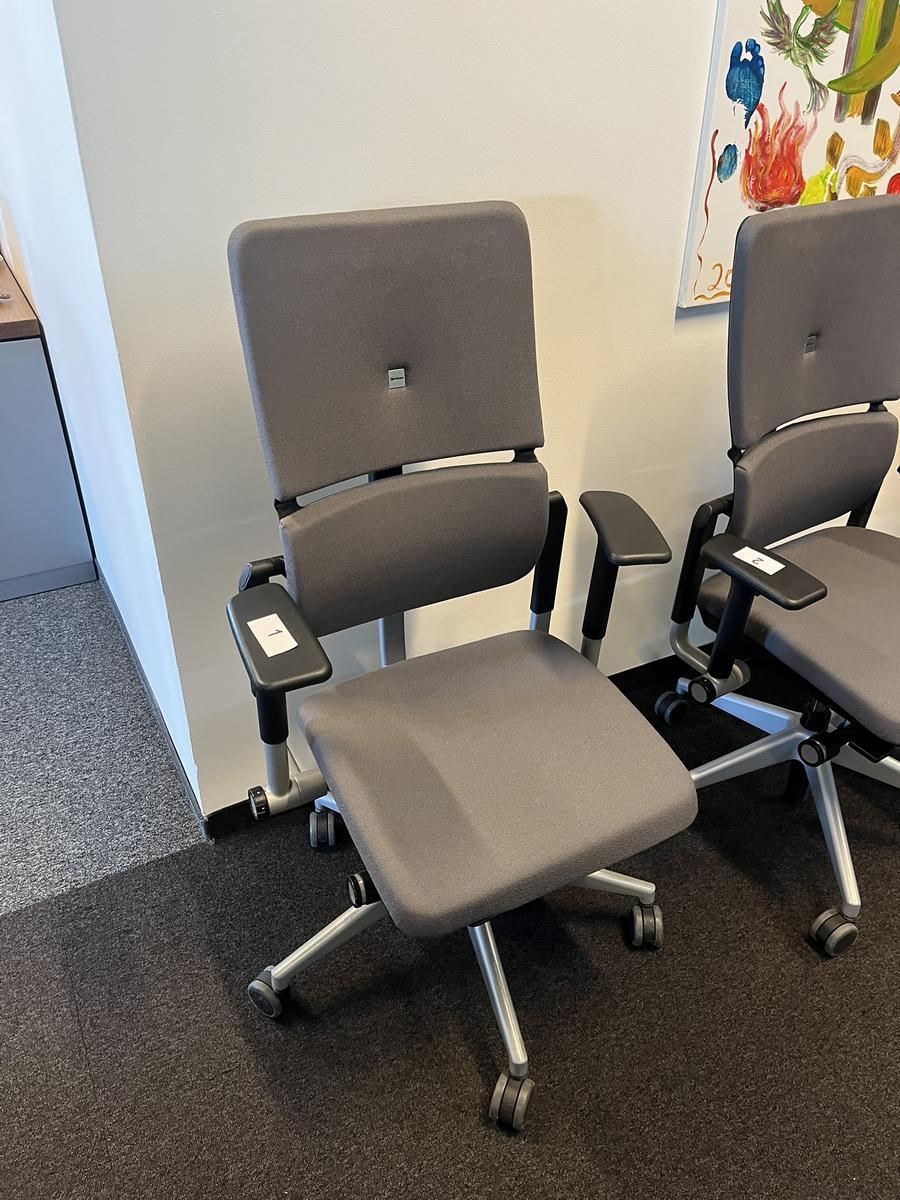 Steelcase Bürodrehstuhl Type Please - neuwertig?d=2025-02-22 19:49:25