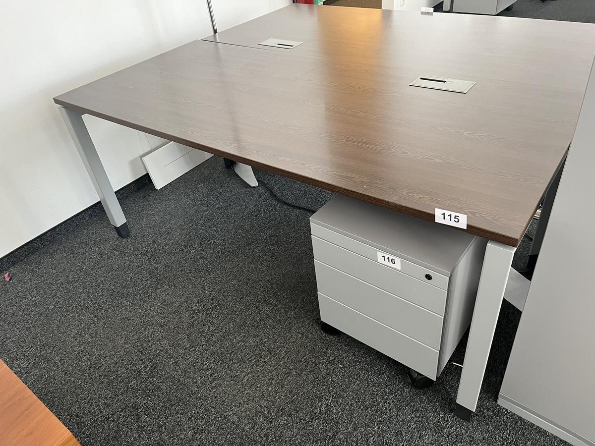 Schreibtisch Steelcase ca.180/80 cm