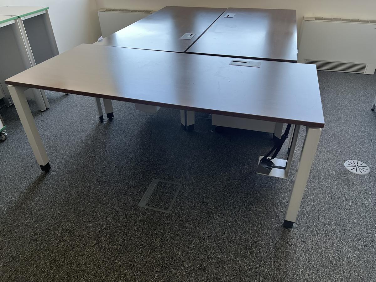 Schreibtisch Steelcase ca.180/80 cm