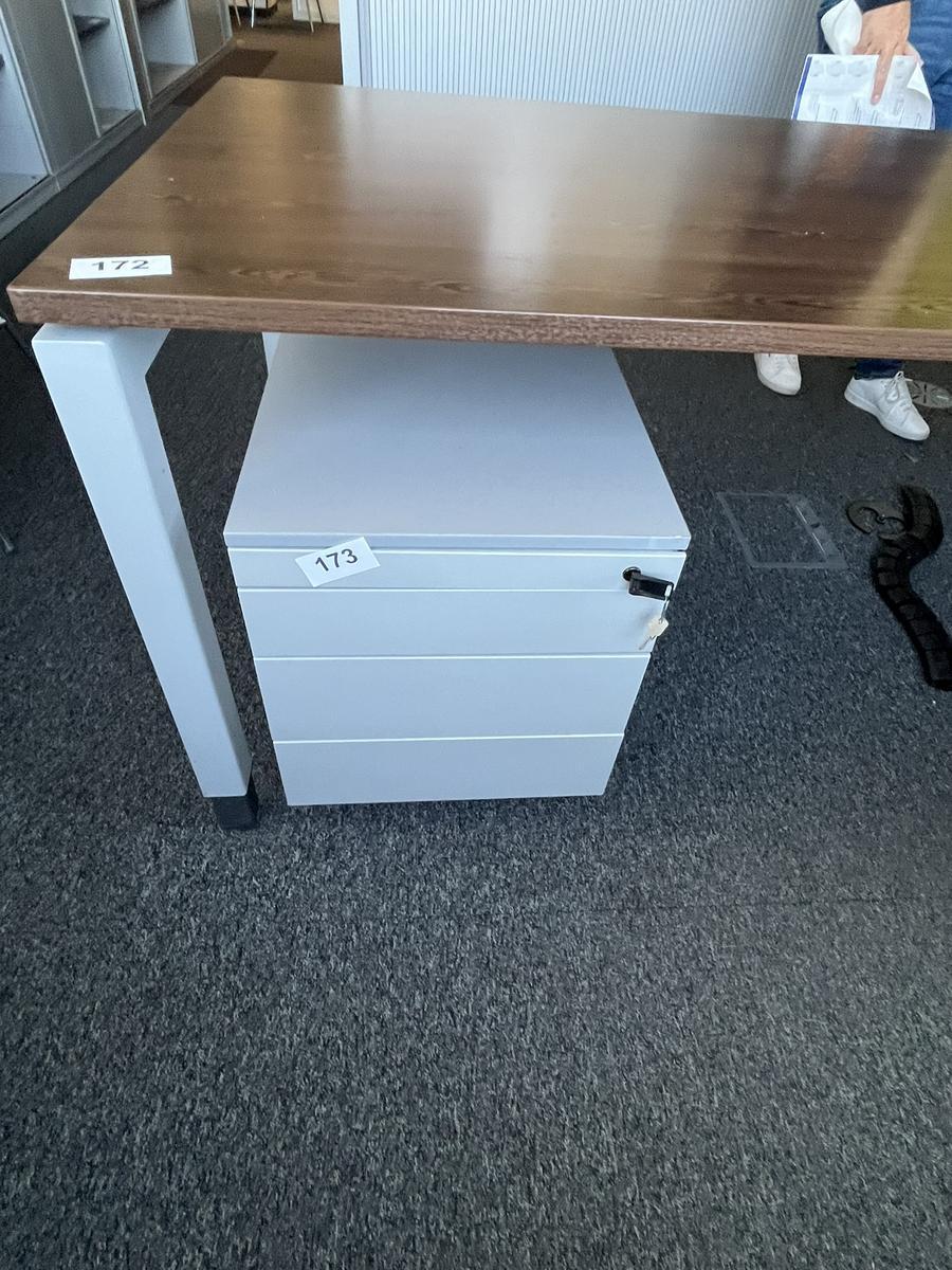 Rollcontainer Steelcase 43/60/55 cm mit Auszugsladen