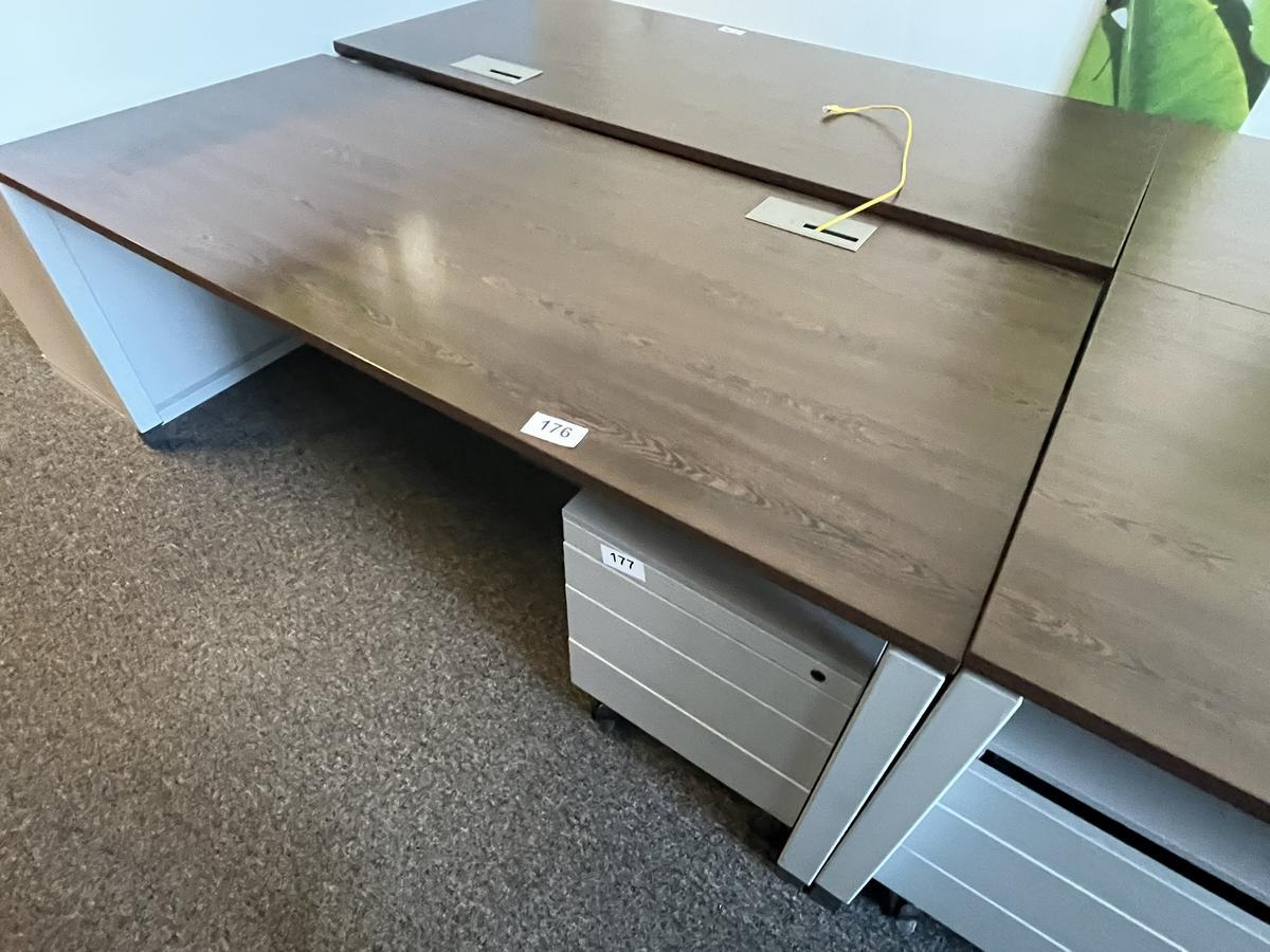 Schreibtisch Steelcase ca.180/80 cm