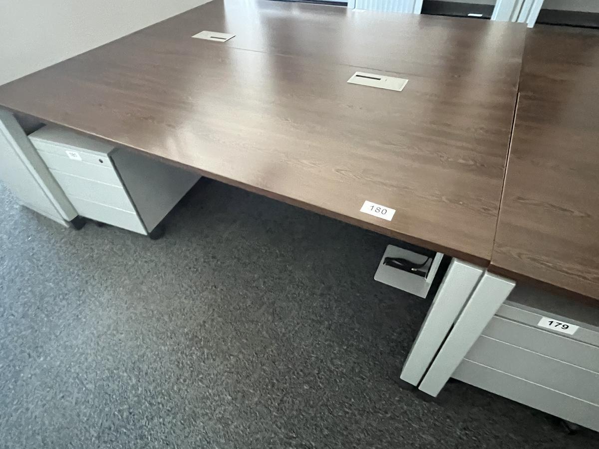 Schreibtisch Steelcase ca.180/80 cm