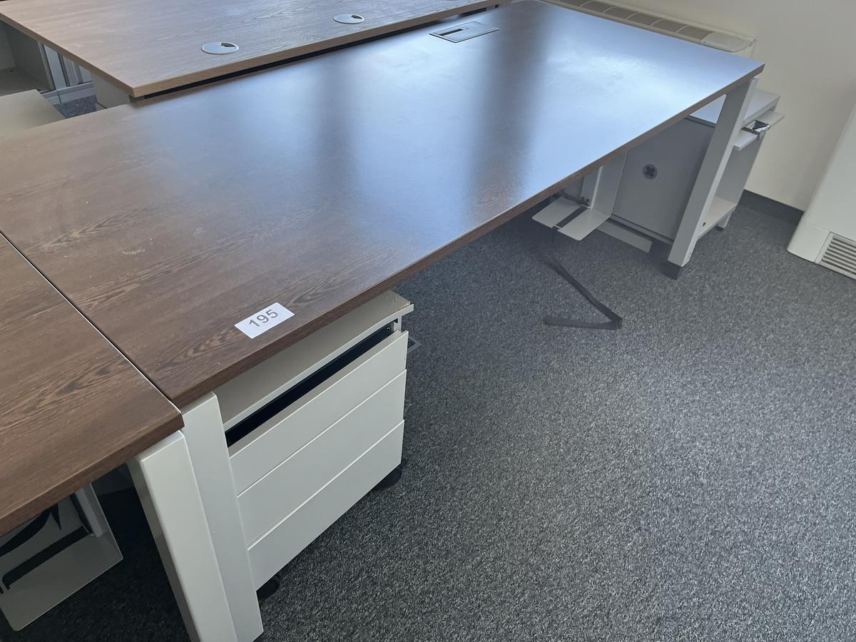 Schreibtisch Steelcase ca.180/80 cm