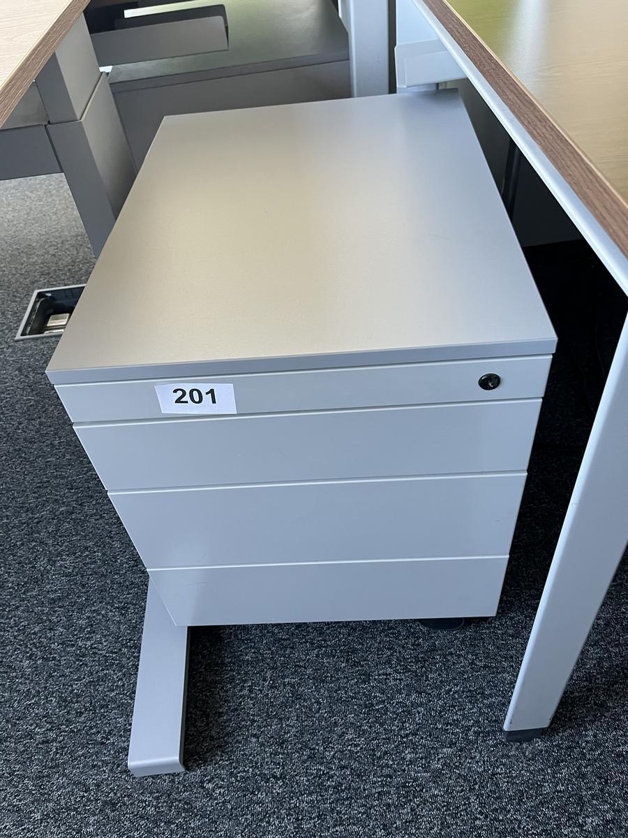 Rollcontainer Steelcase 43/60/55 cm mit Auszugsladen?d=2025-02-22 19:36:45