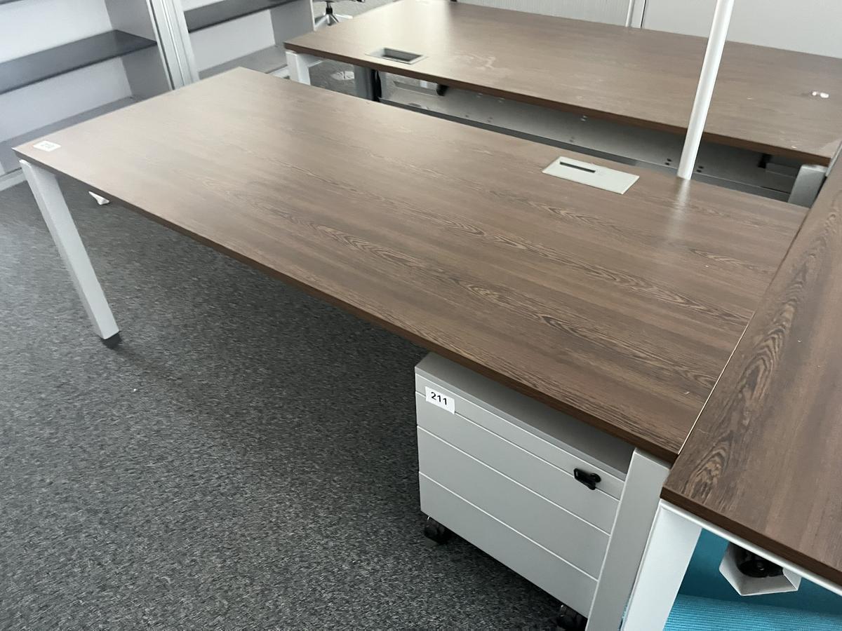 Schreibtisch Steelcase ca.180/80 cm