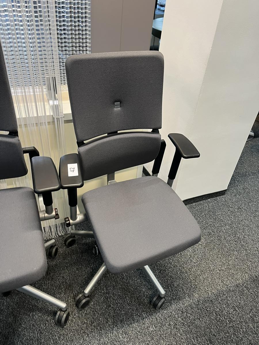 Steelcase Bürodrehstuhl Type Please - neuwertig?d=2025-02-22 19:13:33