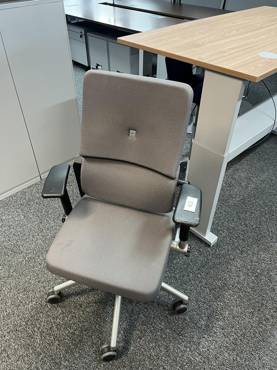 Steelcase Bürodrehstuhl Type Please - neuwertig?d=2025-02-22 19:25:23