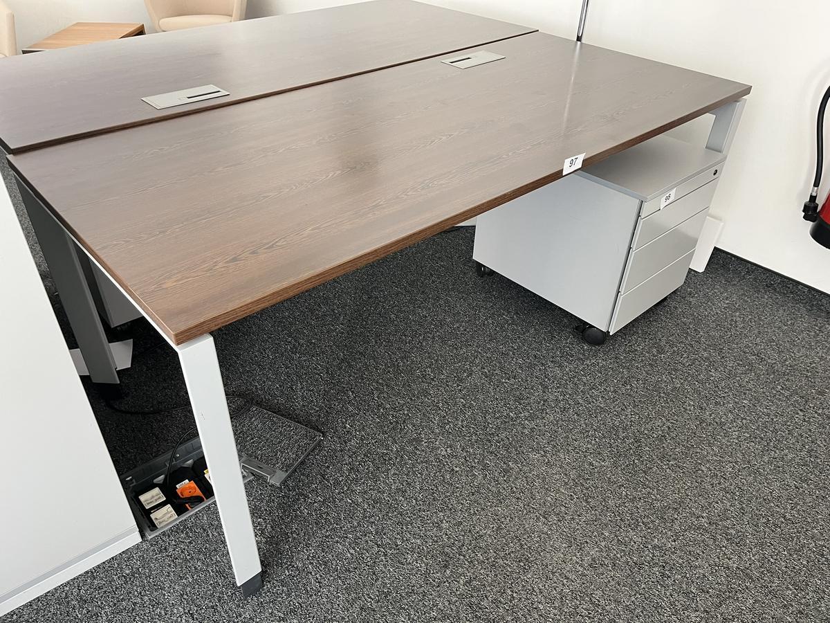 Schreibtisch Steelcase ca.180/80 cm